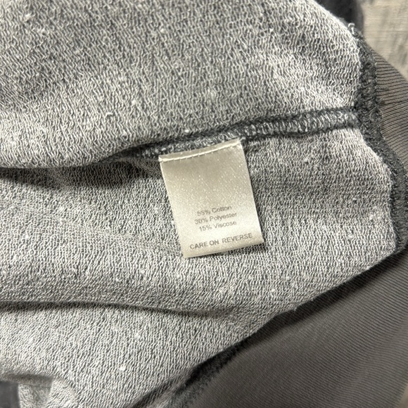 Billy Reid lightweight sweatshirt. - Picture 3 of 3